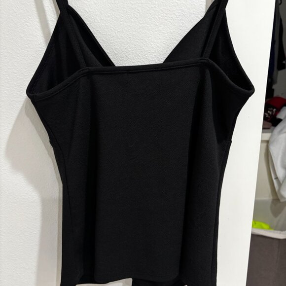 Express front tied v-neck cut blouse - Picture 4 of 4